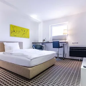 Designhotel Youngstar City Airport Mannheim